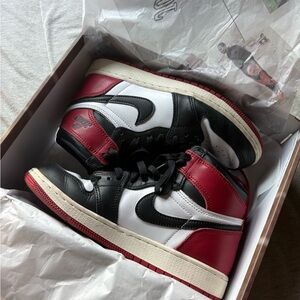 Boys Jordan 1